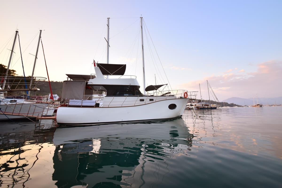 Göcek'de Klimalı Konforlu ve Uygun Fiyatlı Motoryat - 4
