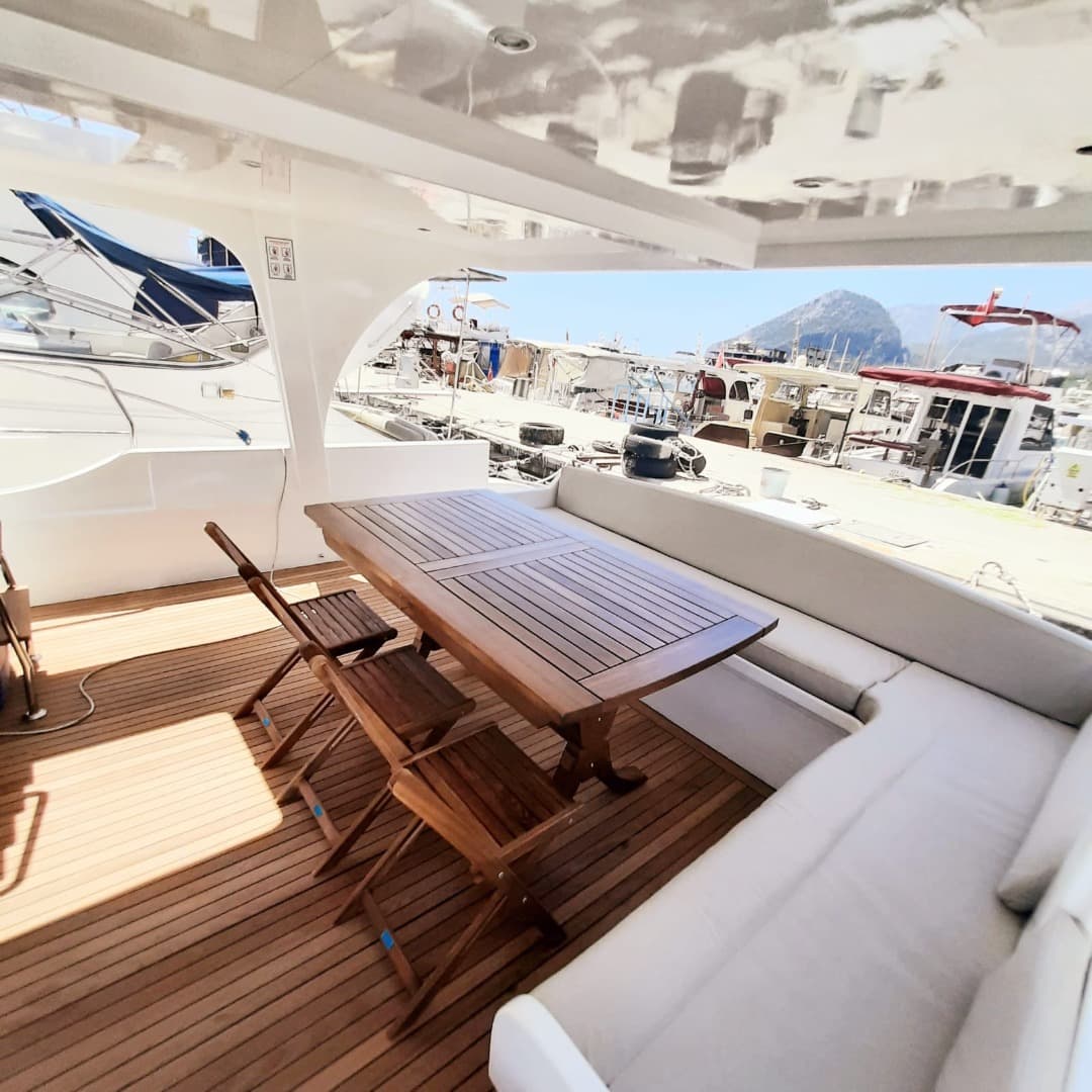 Antalya'da 12 Metre Günübirlik Motoryat - 4