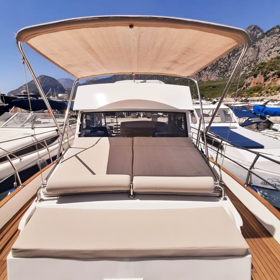 Antalya'da 12 Metre Günübirlik Motoryat - 2